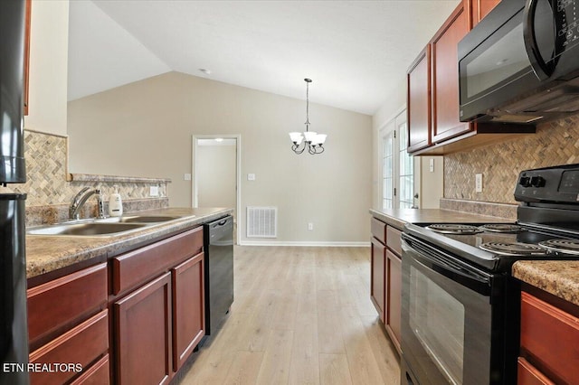 1245 Quiet Brook Ln, Knoxville, TN 37914 - photo 7