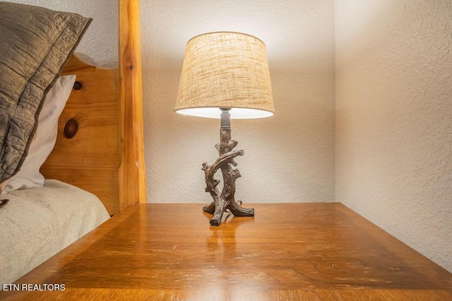 537 Johnson Ln Unit 1 & 2, Gatlinburg, TN 37738 - bedroom / living area view of a textured wall