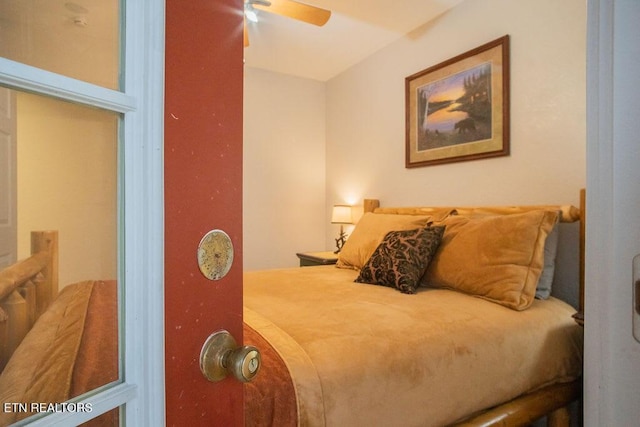 537 Johnson Ln Unit 1 & 2, Gatlinburg, TN 37738 - bedroom featuring a ceiling fan