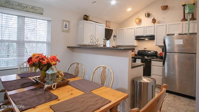 537 Johnson Ln Unit 1 & 2, Gatlinburg, TN 37738 - dining room with vaulted ceiling and recessed lighting