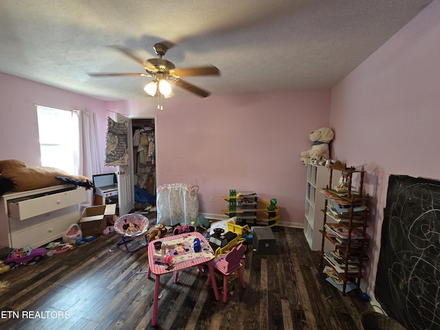 855 N Ridgecrest Rd, Luttrell, TN 37779 - game room featuring wood-type flooring, a ceiling fan, and a textured ceiling