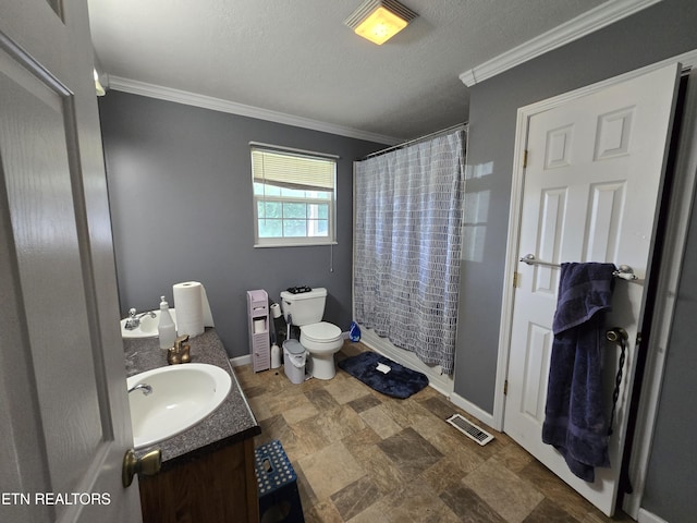 855 N Ridgecrest Rd, Luttrell, TN 37779 - full bath featuring crown molding, vanity, and stone finish flooring