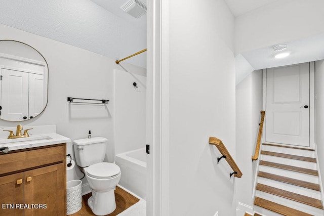 140 Walelu Trl, Vonore, TN 37885 - bathroom featuring vanity, shower / tub combination, and wood finished floors