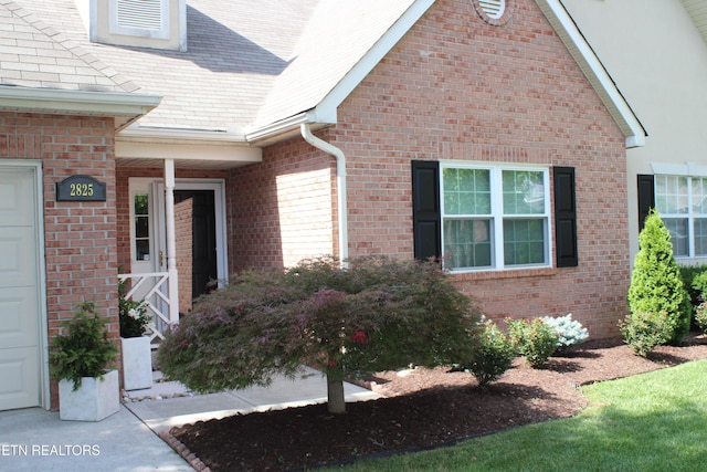 2825 Knob Creek Ln, Knoxville, TN 37912 - photo 4