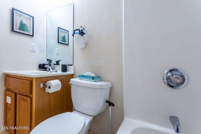 541 Johnson Ln Unit 2, Gatlinburg, TN 37738 - full bathroom featuring toilet and vanity