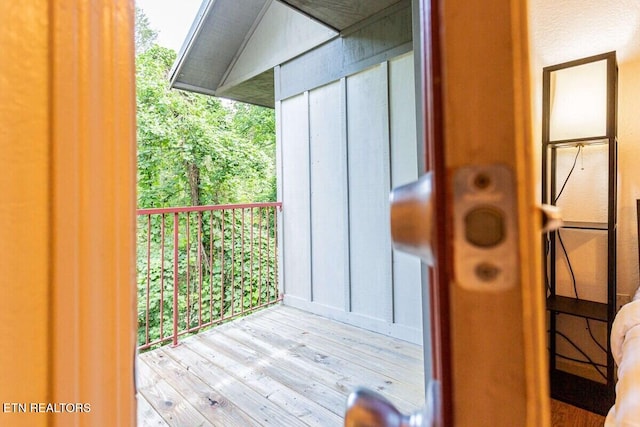 516 Proffitt Rd Unit 2, Gatlinburg, TN 37738 - bathroom featuring hardwood / wood-style floors