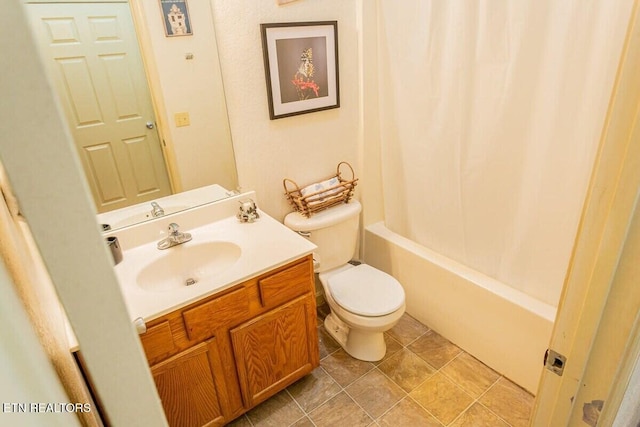 516 Proffitt Rd Unit 2, Gatlinburg, TN 37738 - bathroom featuring vanity and shower / tub combo with curtain