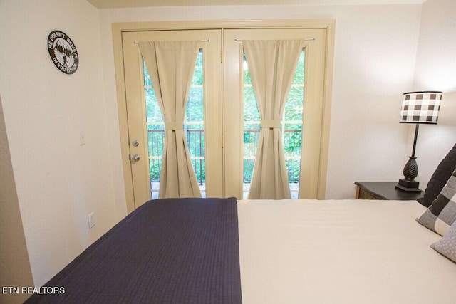 516 Proffitt Rd Unit 2, Gatlinburg, TN 37738 - bedroom with access to exterior