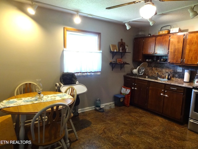 6221 Lilywood Ln, Knoxville, TN 37921 - photo 6