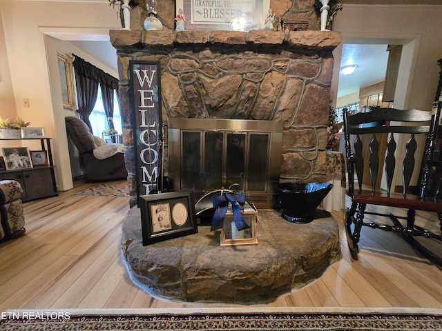 340 Machine Branch Rd, Ewing, VA 24248 - detailed view of wood finished floors