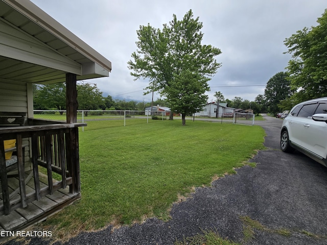 340 Machine Branch Rd, Ewing, VA 24248 - view of yard
