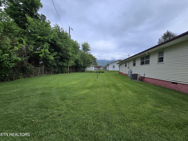 340 Machine Branch Rd, Ewing, VA 24248 - view of yard