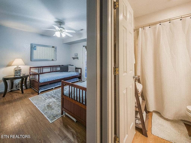 516 Proffitt Rd Unit 1 & 2, Gatlinburg, TN 37738 - bedroom featuring wood finished floors and ceiling fan