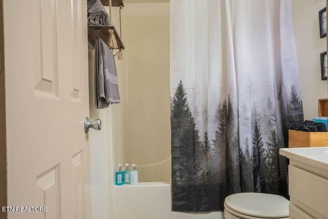 520 Proffitt Rd Unit 1, Gatlinburg, TN 37738 - full bathroom featuring vanity and shower / tub combo with curtain