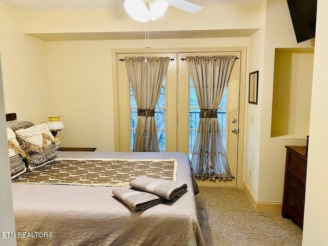 520 Proffitt Rd Unit 1, Gatlinburg, TN 37738 - carpeted bedroom featuring baseboards