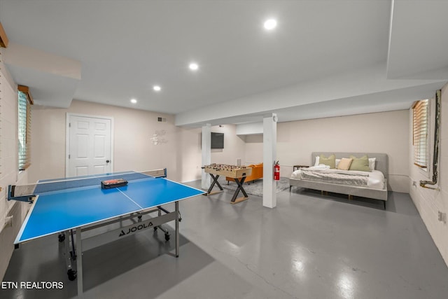 4372 Boogertown Rd Unit 2, Sevierville, TN 37876 - rec room featuring finished concrete floors and recessed lighting