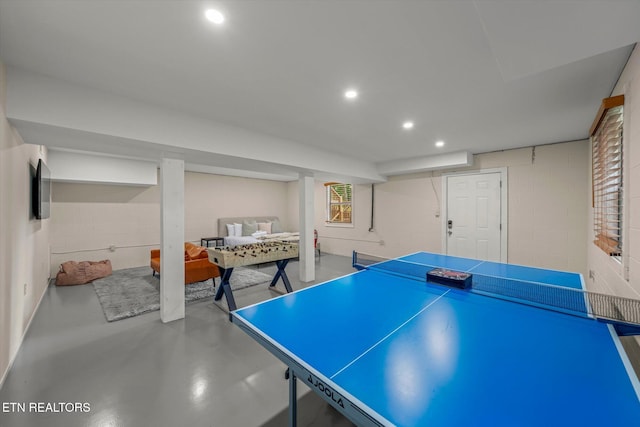 4372 Boogertown Rd Unit 2, Sevierville, TN 37876 - playroom with concrete floors, concrete block wall, and recessed lighting