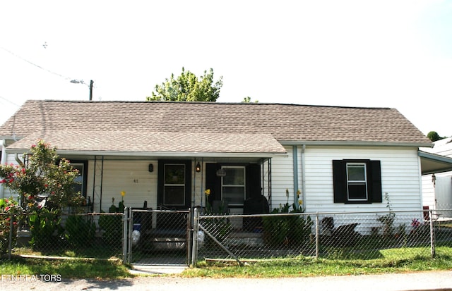 417 3rd St, Rocky Top, TN 37769 - photo 2