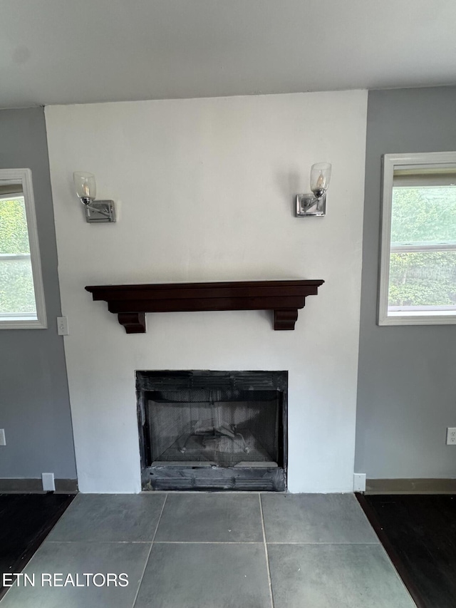 229 Ridge Top Cir, Sunbright, TN 37872 - detailed view of a fireplace with flush hearth