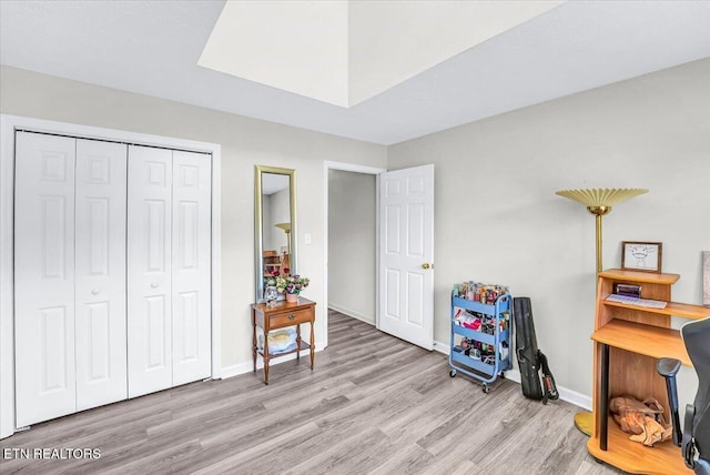 4802 Beverly Field Way, Knoxville, TN 37918 - recreation room with wood finished floors and baseboards