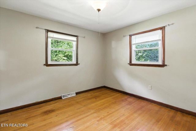 428 Wilderness Rd, Middlesboro, KY 40965 - empty room featuring plenty of natural light and light wood-type flooring