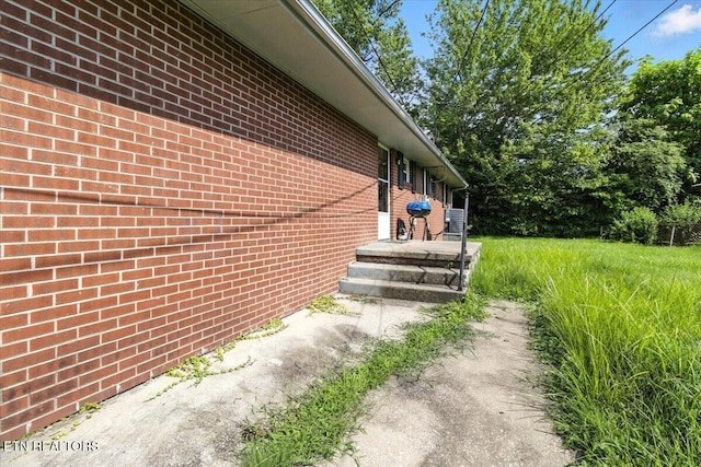 428 Wilderness Rd, Middlesboro, KY 40965 - view of property exterior featuring brick siding