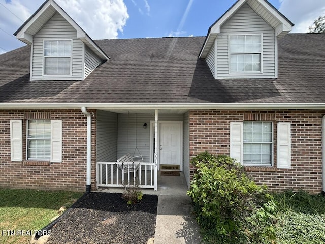 2019 Silverbrook Dr, Knoxville, TN 37923 - view of front facade with brick siding and a shingled roof