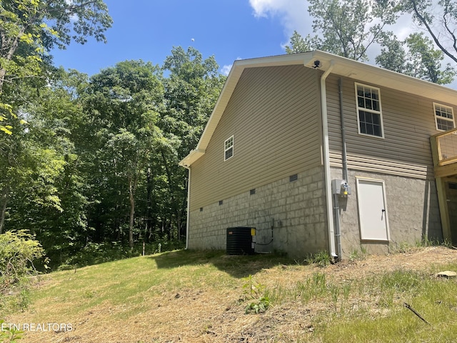 1112 Whispering Pine Ln, Jamestown, TN 38556 - view of home's exterior featuring a cooling unit