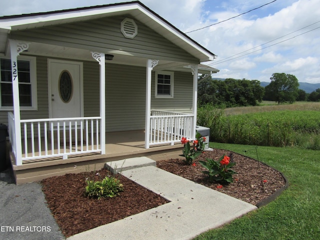 327 Coleman St, Harrogate, TN 37752 - photo 3