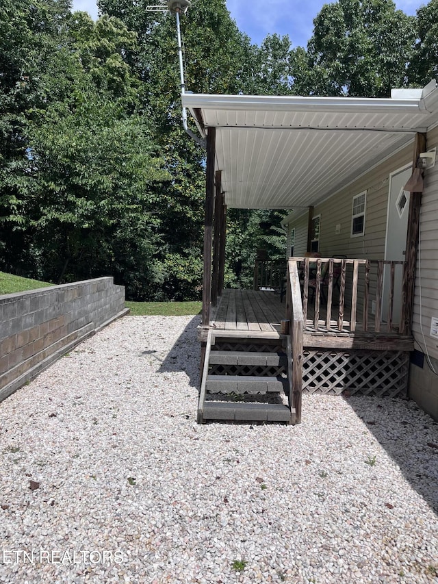 142 Lone Holly Ln, New Tazewell, TN 37825 - view of yard featuring a deck