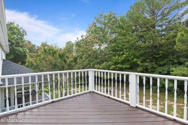 440 Indian Hills Rd, Oneida, TN 37841 - view of wooden deck