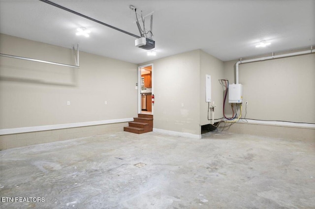 440 Indian Hills Rd, Oneida, TN 37841 - garage featuring a garage door opener