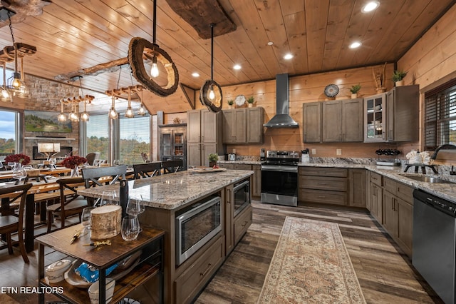 1167 Woodland Trek Ln, Sevierville, TN 37876 - photo 6