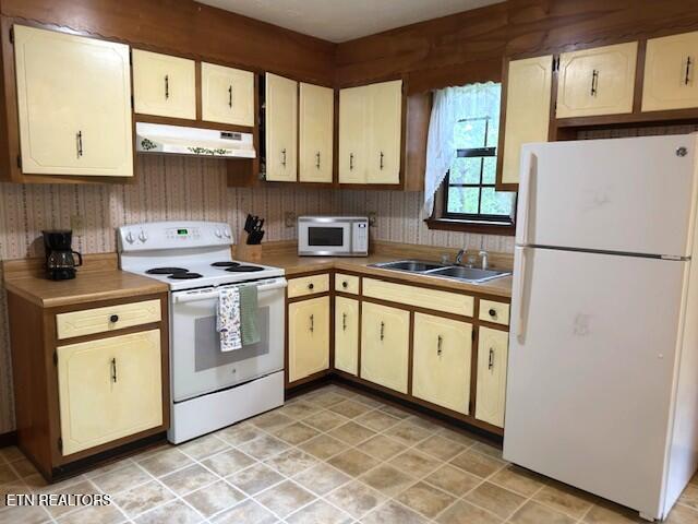 190 Grandview Dr, Crossville, TN 38555 - photo 7