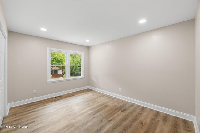 308 N Georgia Ave, Etowah, TN 37331 - photo 11