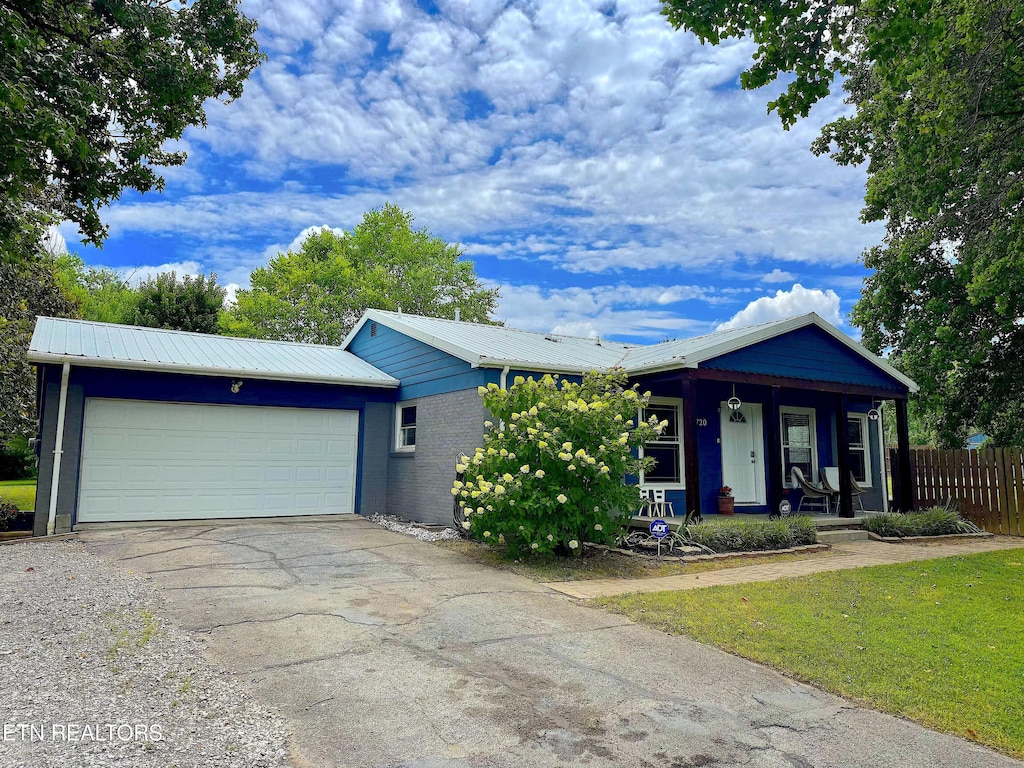 2720 Tsawasi Rd, Knoxville, TN 37931 - photo 1