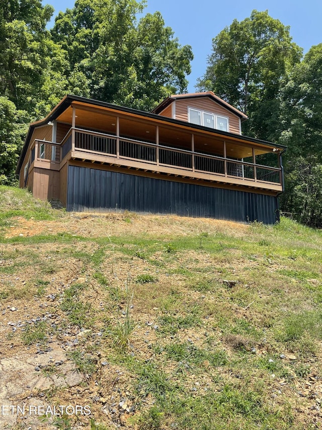 1908 Inskip Ln, Dandridge, TN 37725 - rear view of property featuring a deck