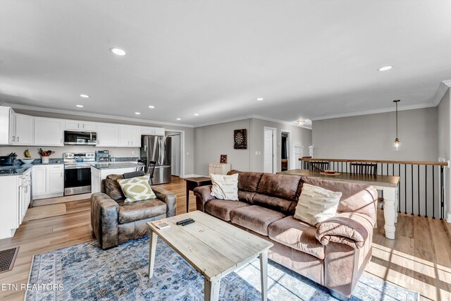 1210 Rowe St, New Tazewell, TN 37825 - photo 8