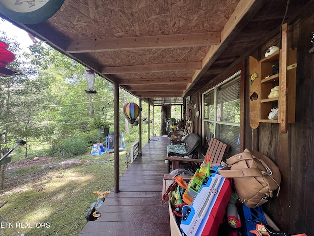 119 Wagon Hollow Rd, Middlesboro, KY 40965 - photo 2