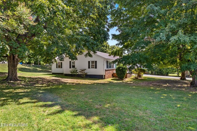 806 Bennett St, Sweetwater, TN 37874 - photo 9