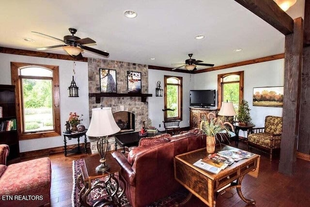 438 Lake Harbor Dr, Spring City, TN 37381
