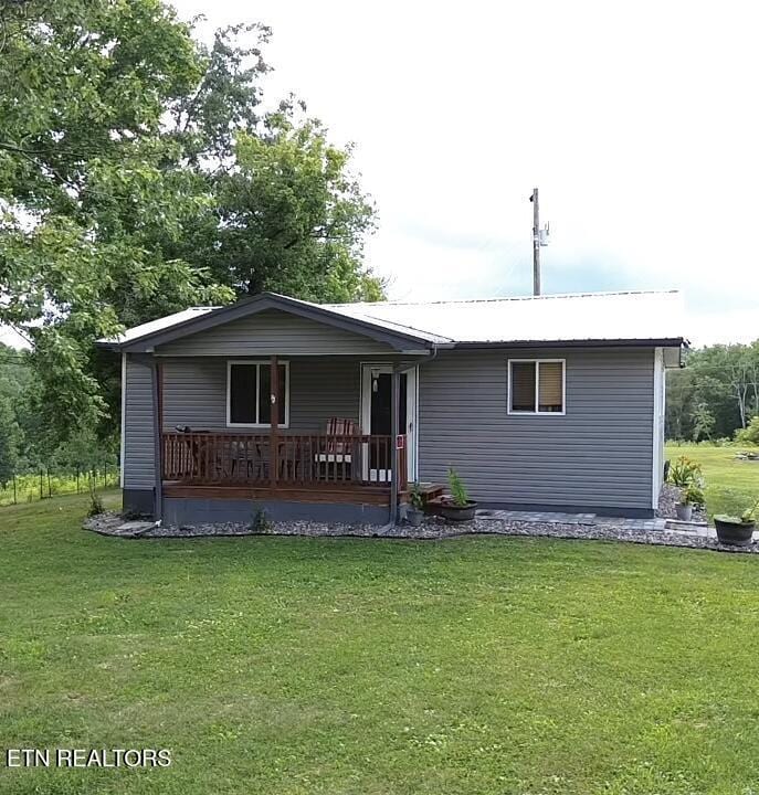 1820 Bacchus Rd, Tazewell, TN 37879 - photo 1