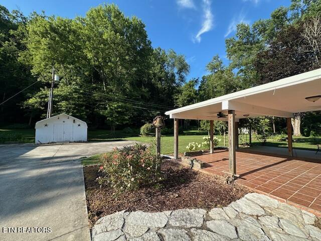 6894 Dr Thomas Walker Rd, Rose Hill, VA 24281 - photo 15