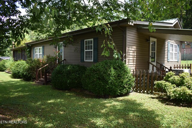 111 Chestnut Cir, Lafollette, TN 37766 - photo 6