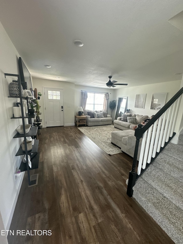 1179 Martin Ln, Lafollette, TN 37766 - photo 3