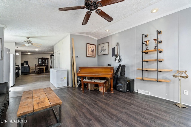 443 Mohawk Dr, Crossville, TN 38572 - photo 8