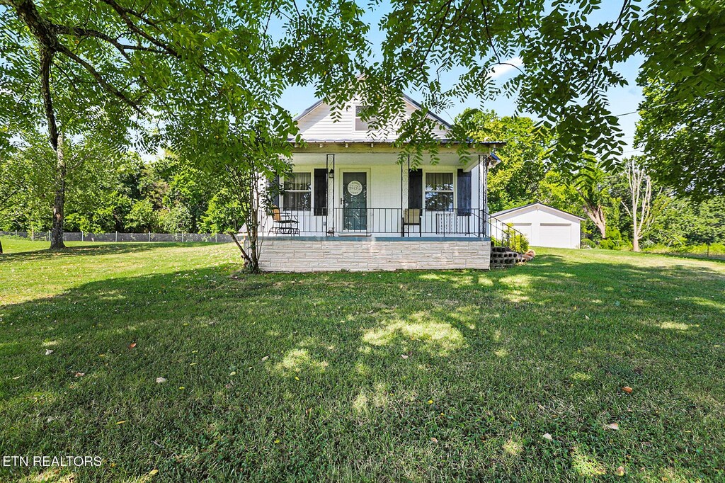 4035 Strong Rd, Mascot, TN 37806 - photo 1