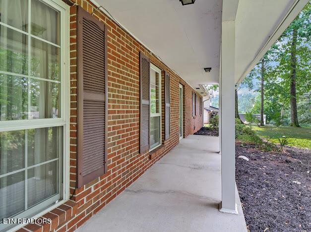 421 Warrior Ln, Harriman, TN 37748 - photo 1