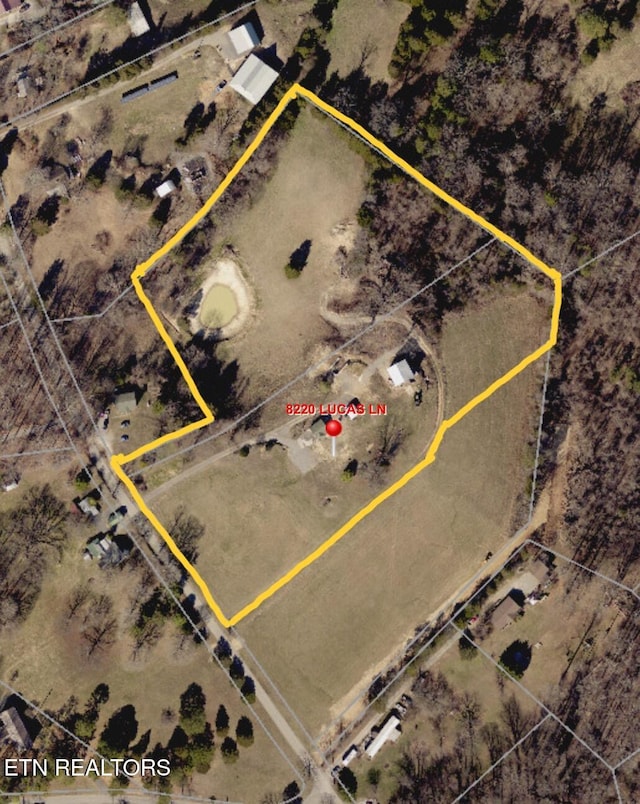 8220 Lucas Ln, Powell, TN 37849 - photo 5