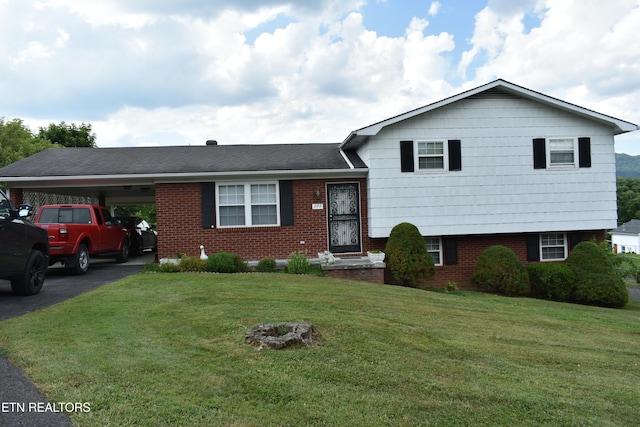 222 Lincoln Dr, Harrogate, TN 37752 - photo 1